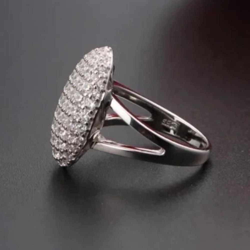 NEW BELLA 925 STERLING SILVER DIAMOND RING, CUTE RING, SHINY RING. - Picture 4 of 7